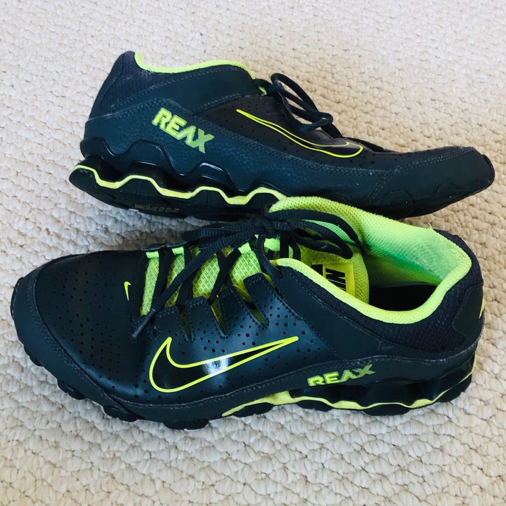 {Nike} Reax Training Sneakers Black Sz 9